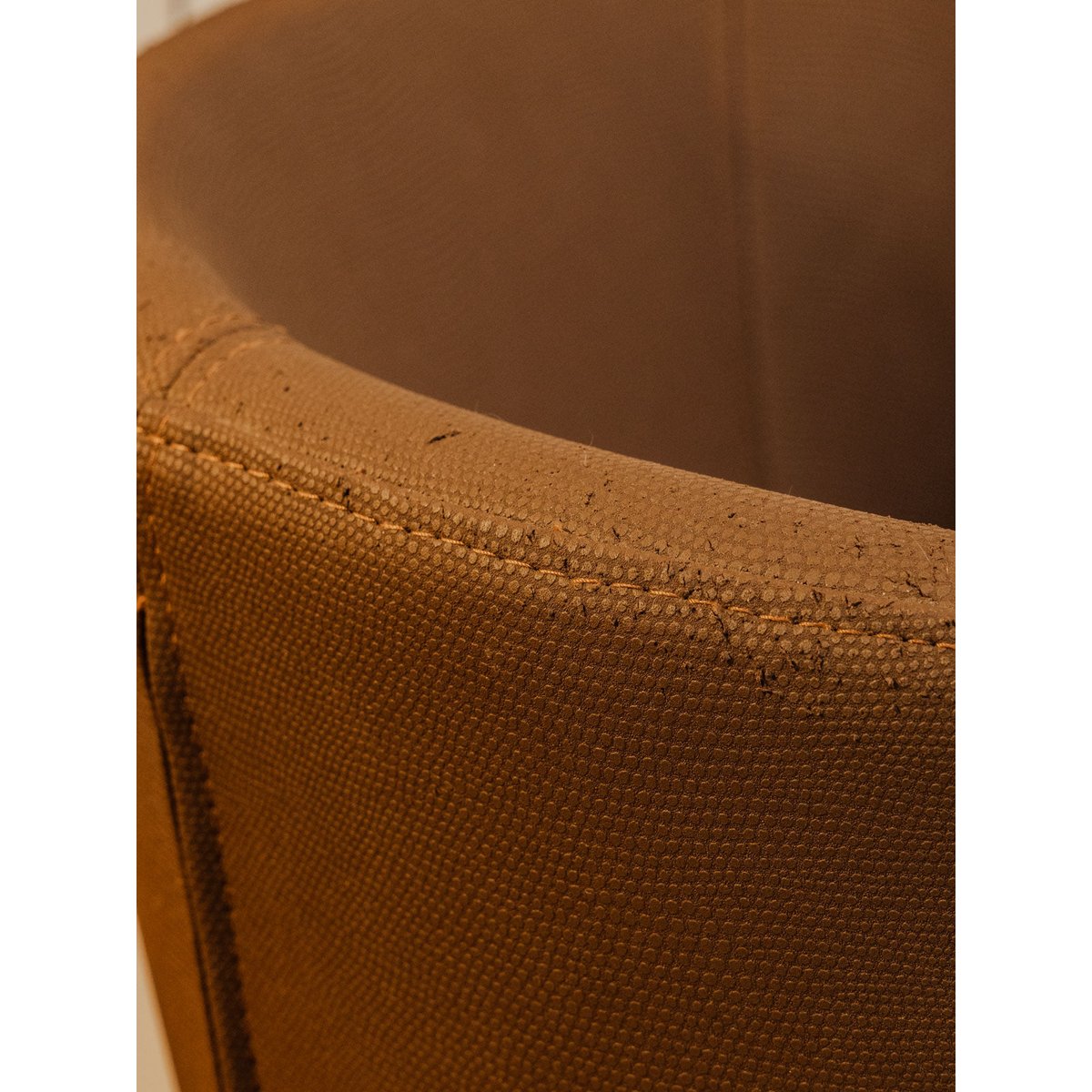 Paire de fauteuils marron Jakob N°703 - Bon état marron, DEBONGOUT