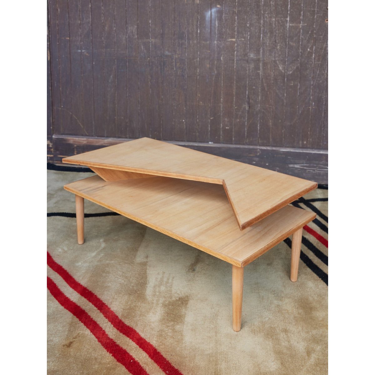 Table basse en bois clair design Donna N°1040 - Bon état bois clair, DEBONGOUT