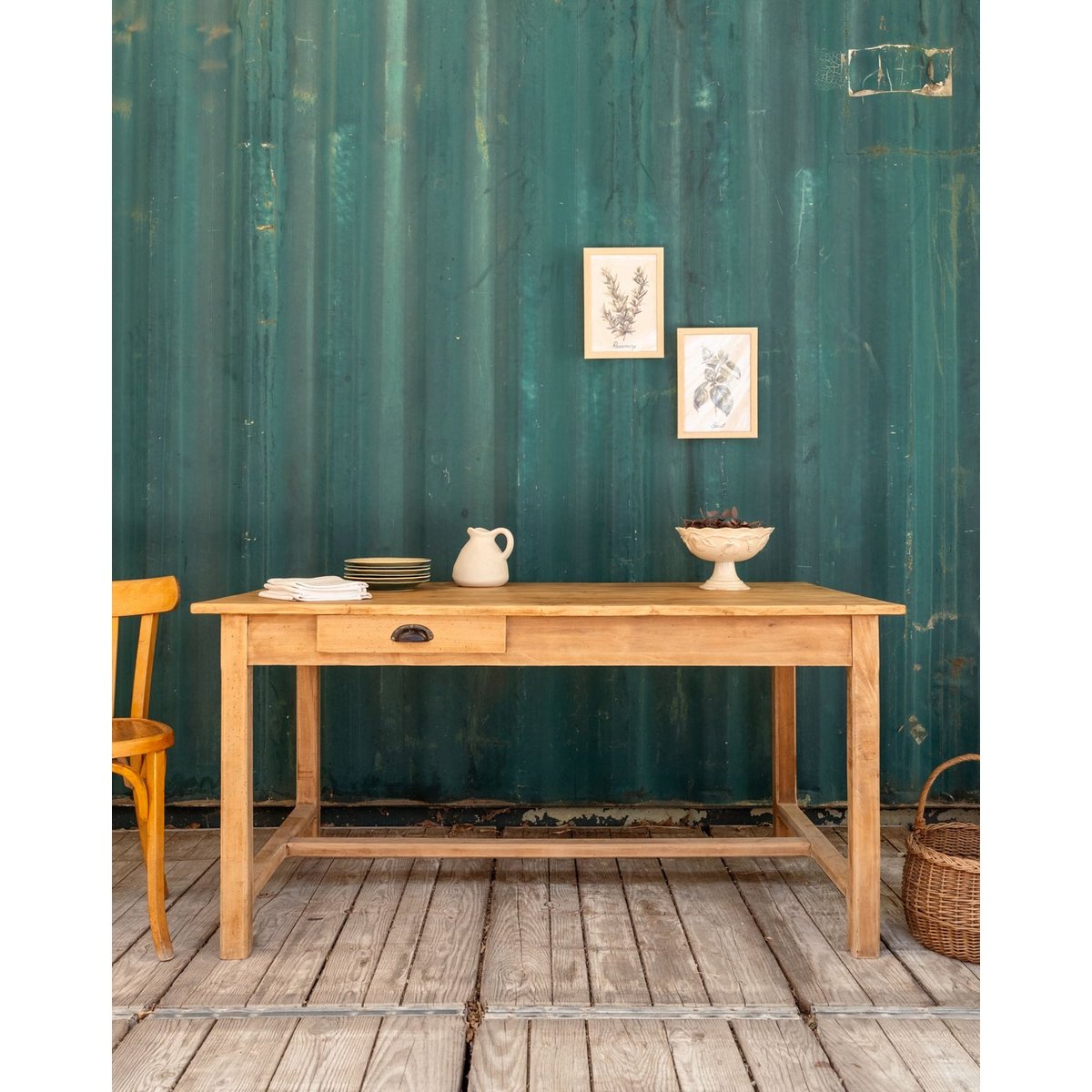 Table à manger en bois pour 6 convives Romy N°1461 - Bon état bois clair, DEBONGOUT
