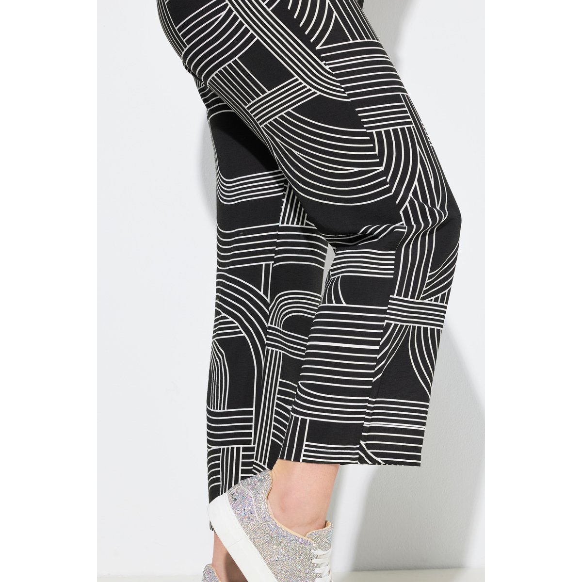 Pantalon Rose imprimé graphique noir, ULLA POPKEN