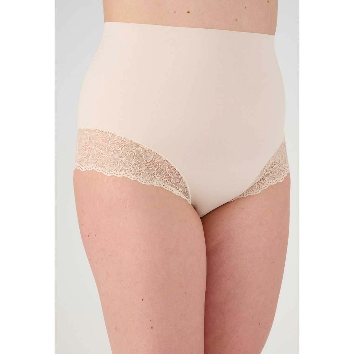 Culotte maintien modéré Perfect Fit beige poudré, DAMART