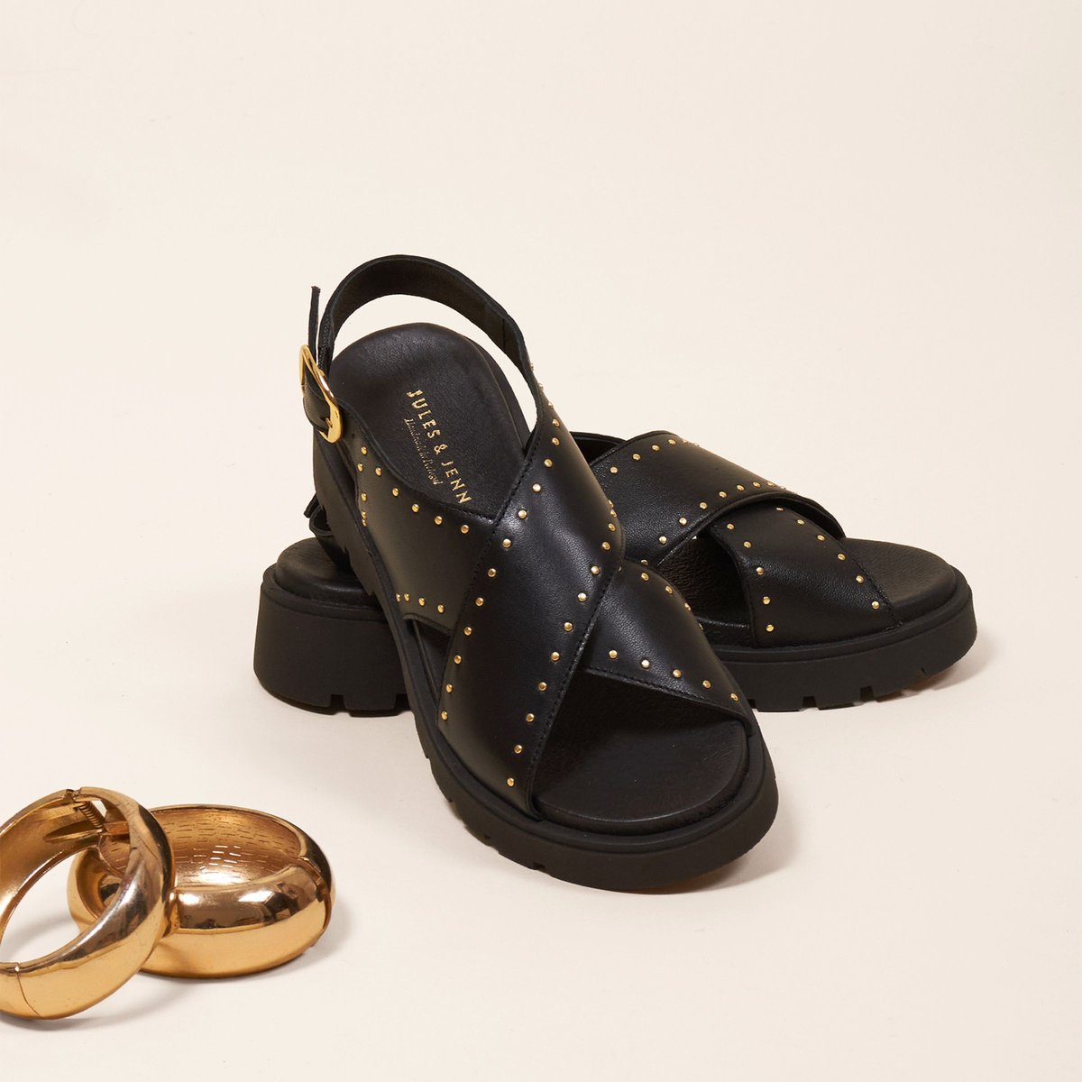 Sandales gomme Lou cuir lisse noir, JULES & JENN