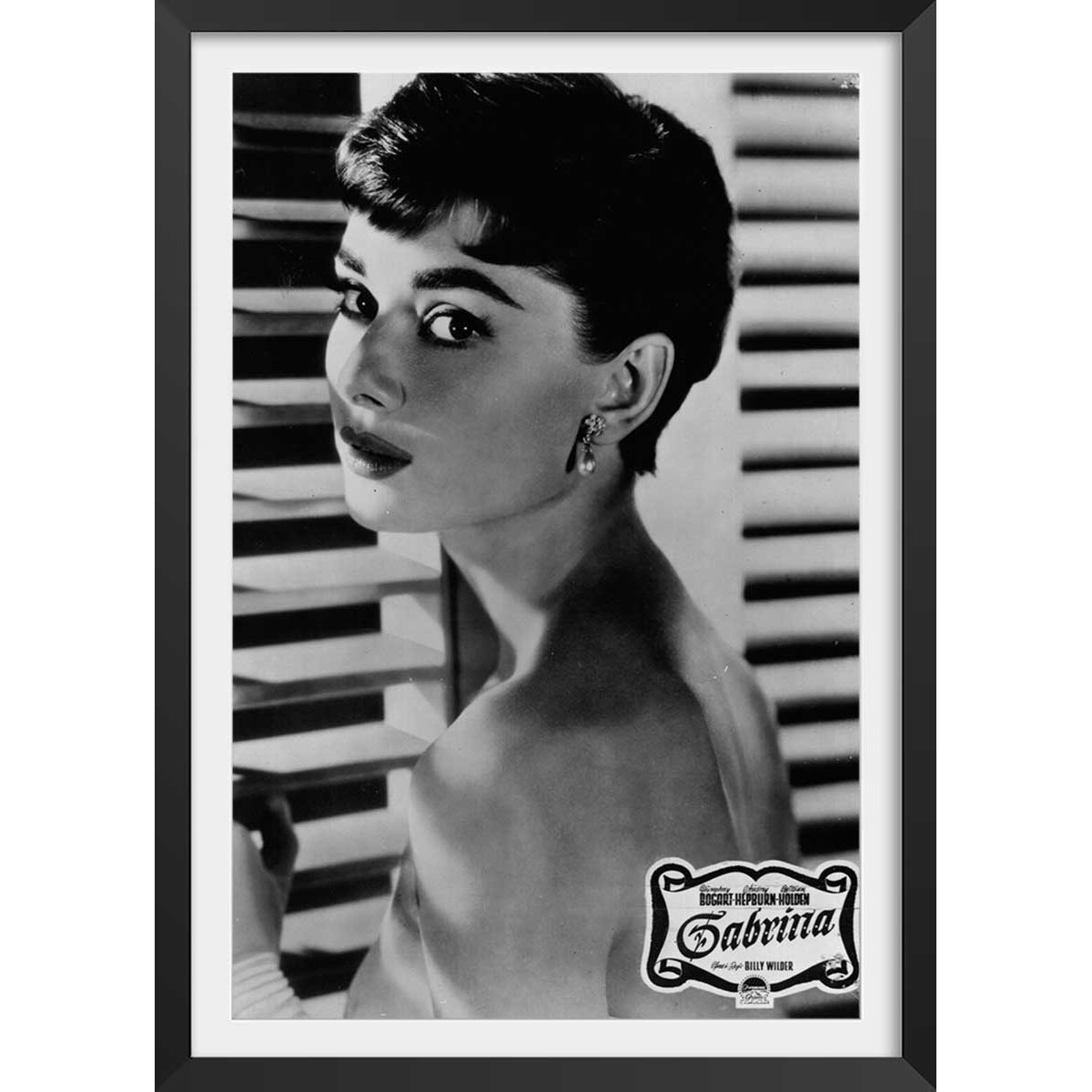 Affiche célébrité Audrey Hepburn dans Sabrina, 1954 affiche + cadre en bois - noir, HEXOA