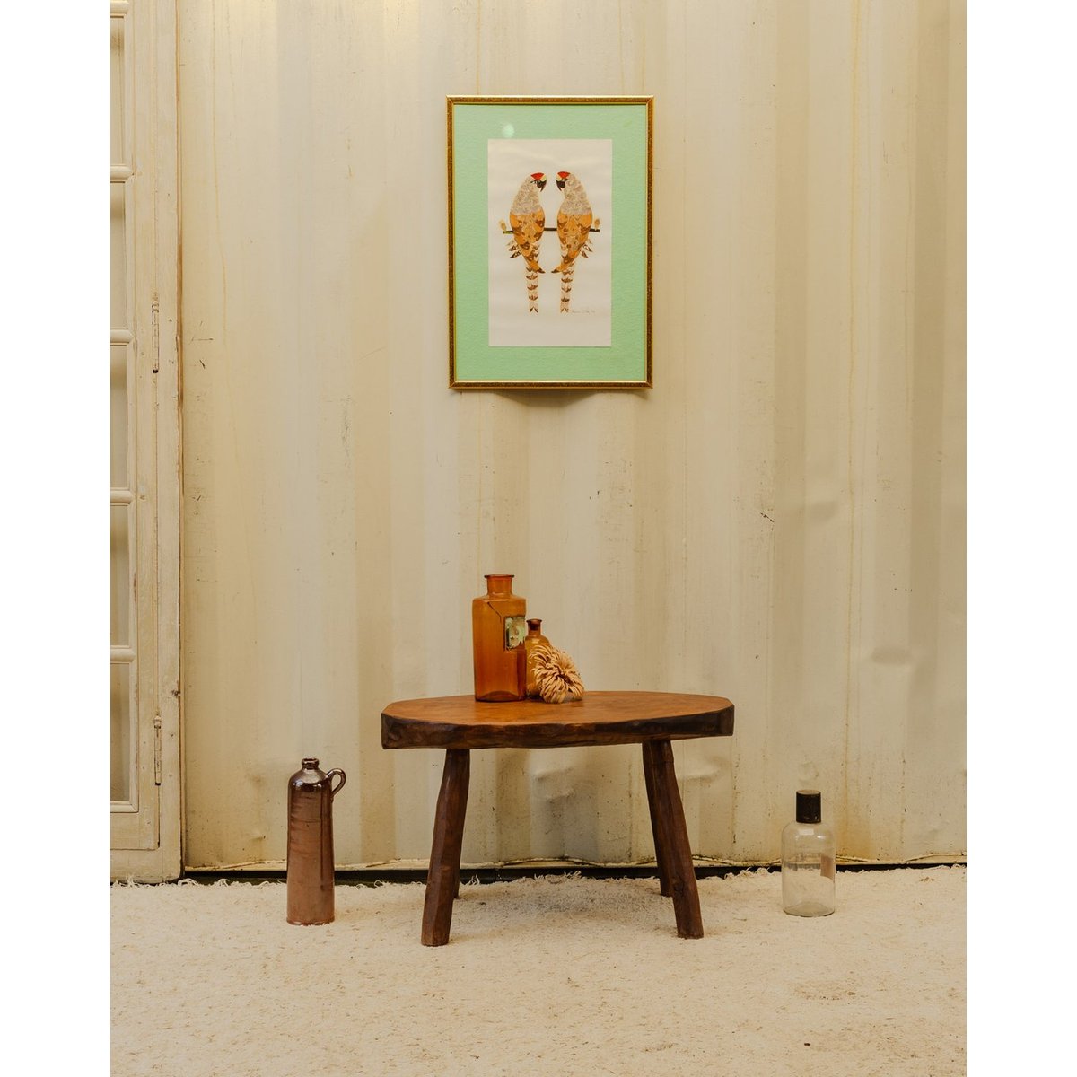 Table d'appoint en bois foncé Francine N°1698 - Bon état bois foncé, DEBONGOUT