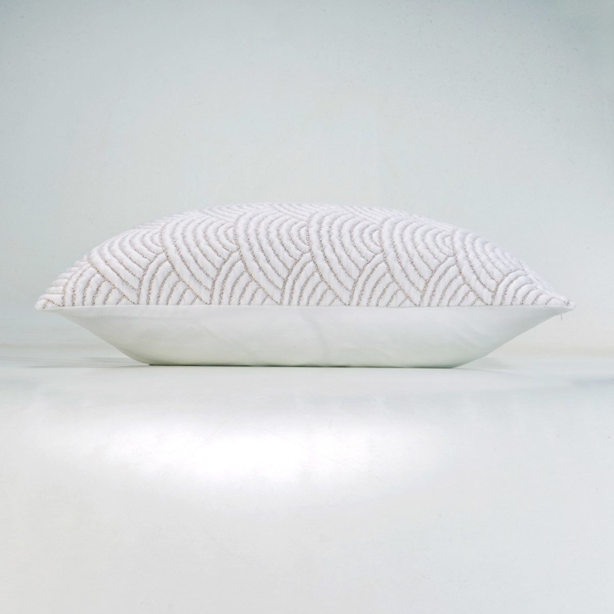 Couvre-lit matelassé 240x260 + 2 housses de coussins CASSANDRA blanc, DECORATIE