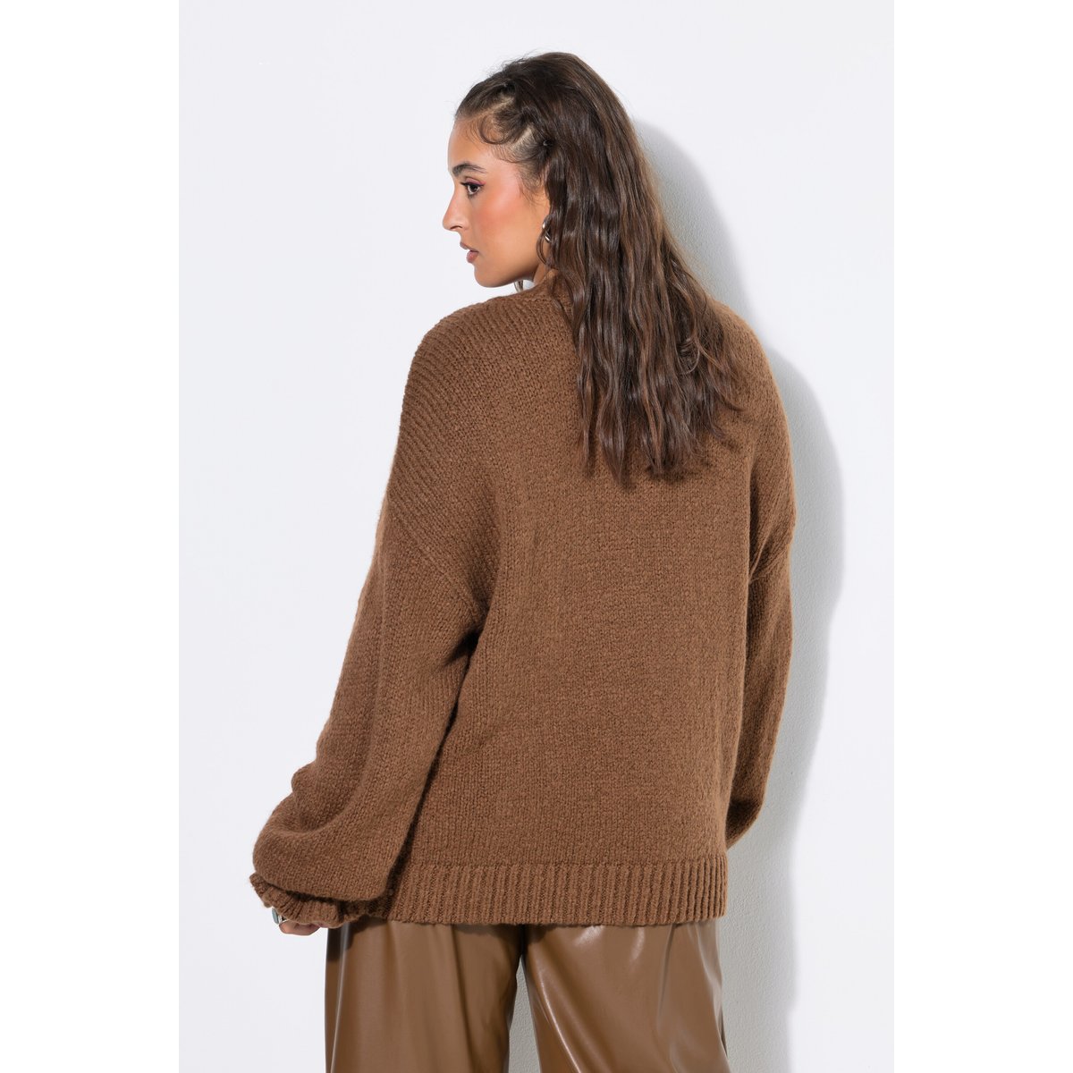 Pull oversize. Grosse maille et marron cacao, STUDIO UNTOLD