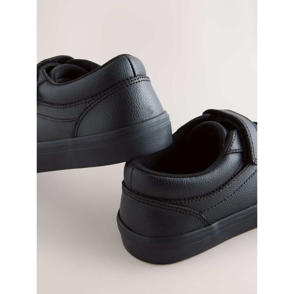 Chaussures à lacets élastiques et scratch noir, NEXT