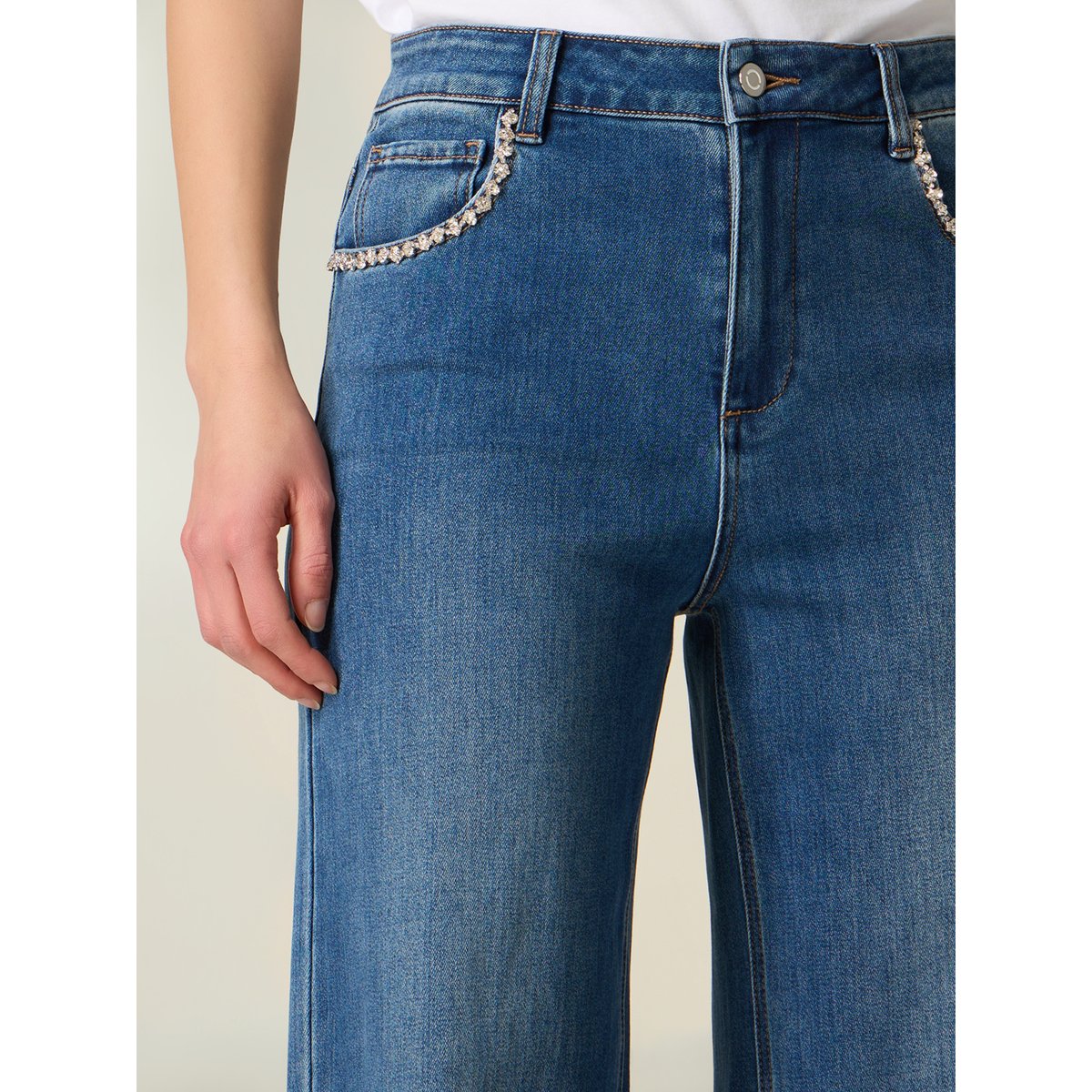 Jean palazzo avec chaîne bijou bleu, OLTRE