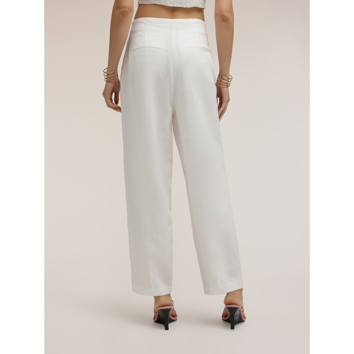 Pantalon avec pinces au bas blanc, MOTIVI