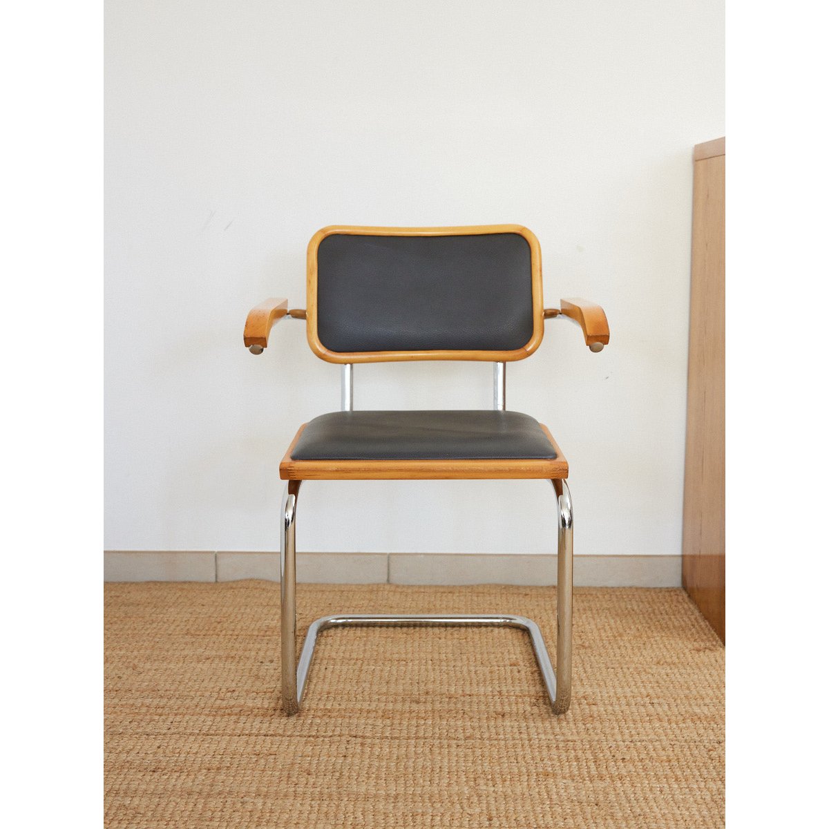 Fauteuil de bureau en bois Jakob N°1449 - Bon état bois clair, DEBONGOUT