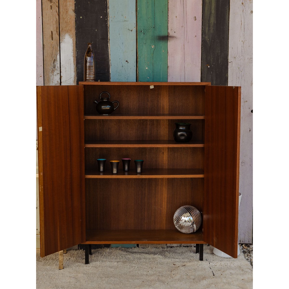 Armoire en bois et métal Magda N°717 - Bon état bois foncé, DEBONGOUT
