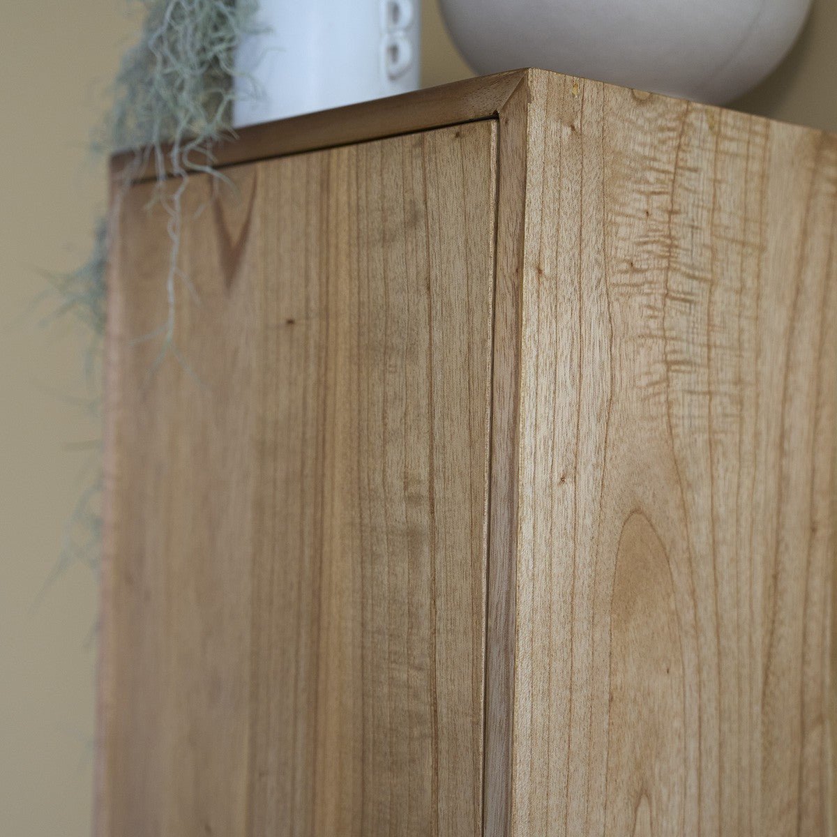 Colonne de salle de bain en bois massif  FIFTIES naturel, BERAH GETAH