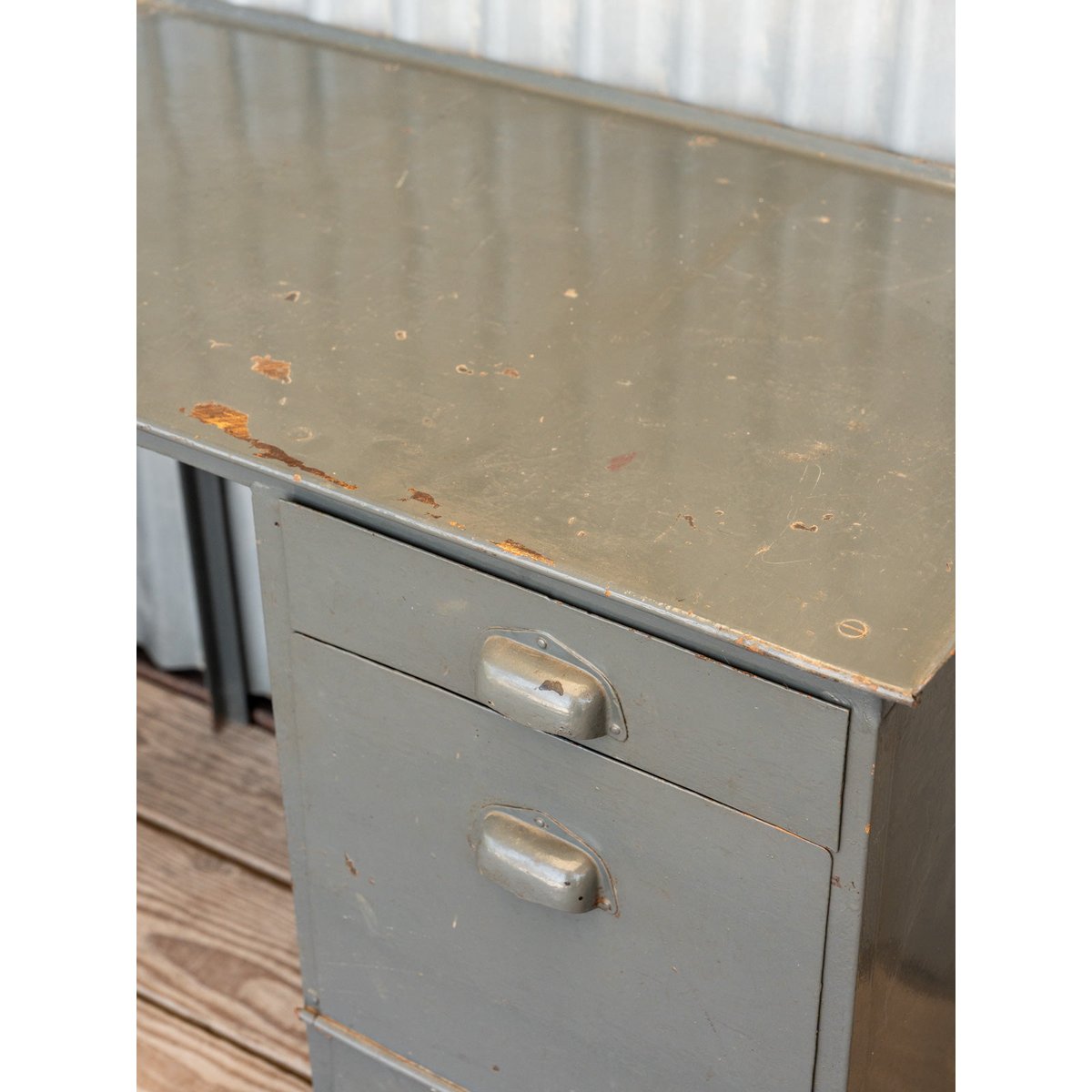 Bureau en métal gris Yvan N°540 - Bon état gris, DEBONGOUT