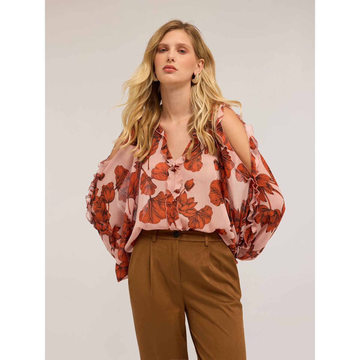 Blouse fleurie à manches évasées rosa cipria, MOTIVI