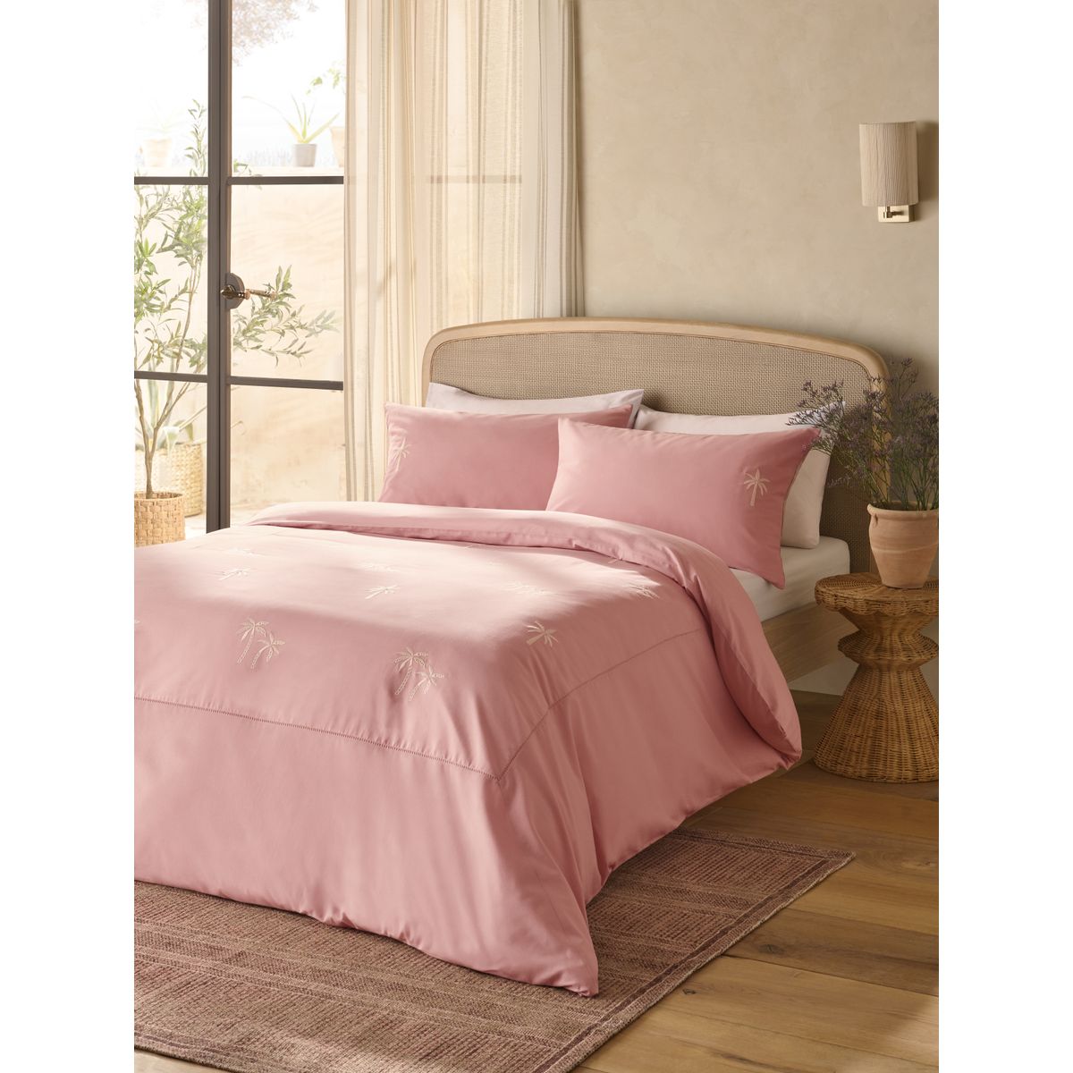 Housse de couette et taie à palmiers brodés pêche rose, NEXT