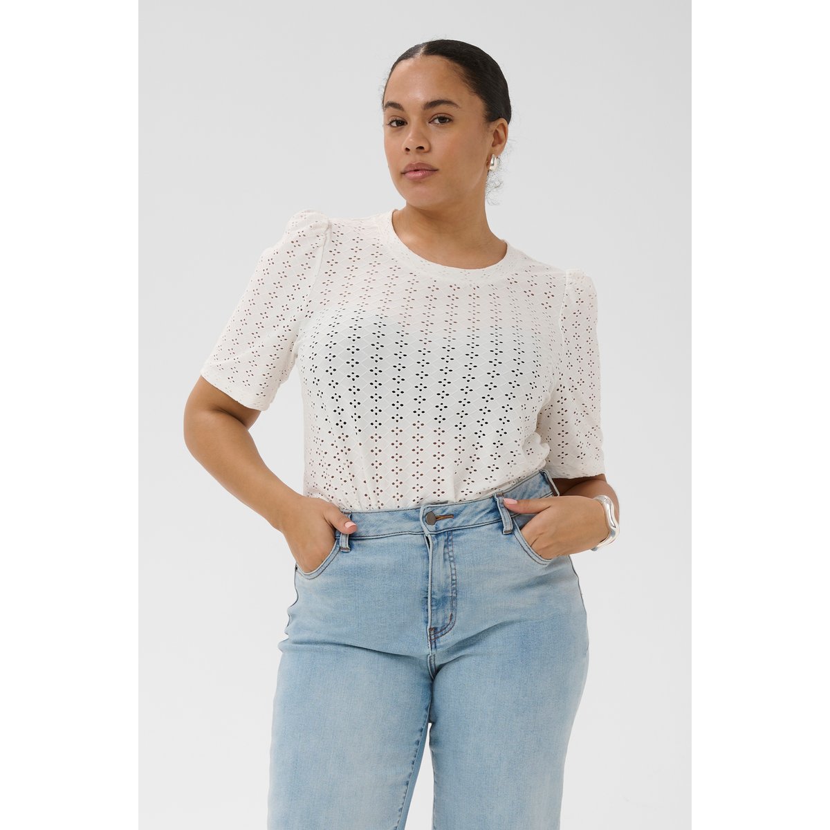 T-shirt blanc chalk, KAFFE CURVE