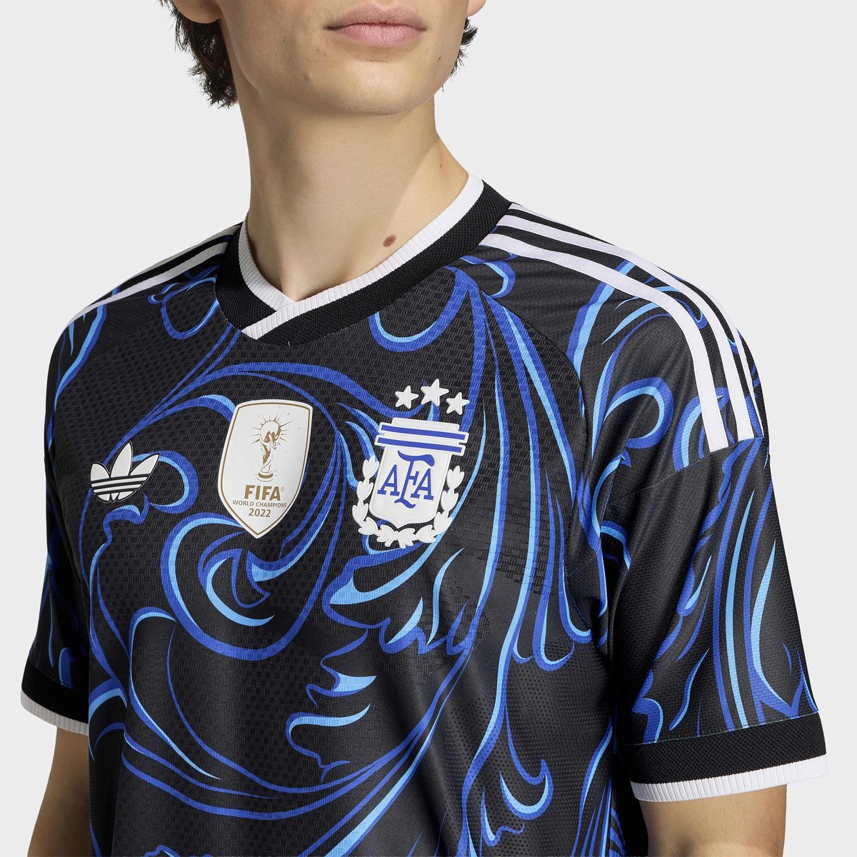 Maillot Extérieur Argentine 26 Authentique Maillot Extérieur Argentine 26 Authentique black / lucid blue / blue burst, adidas Performance