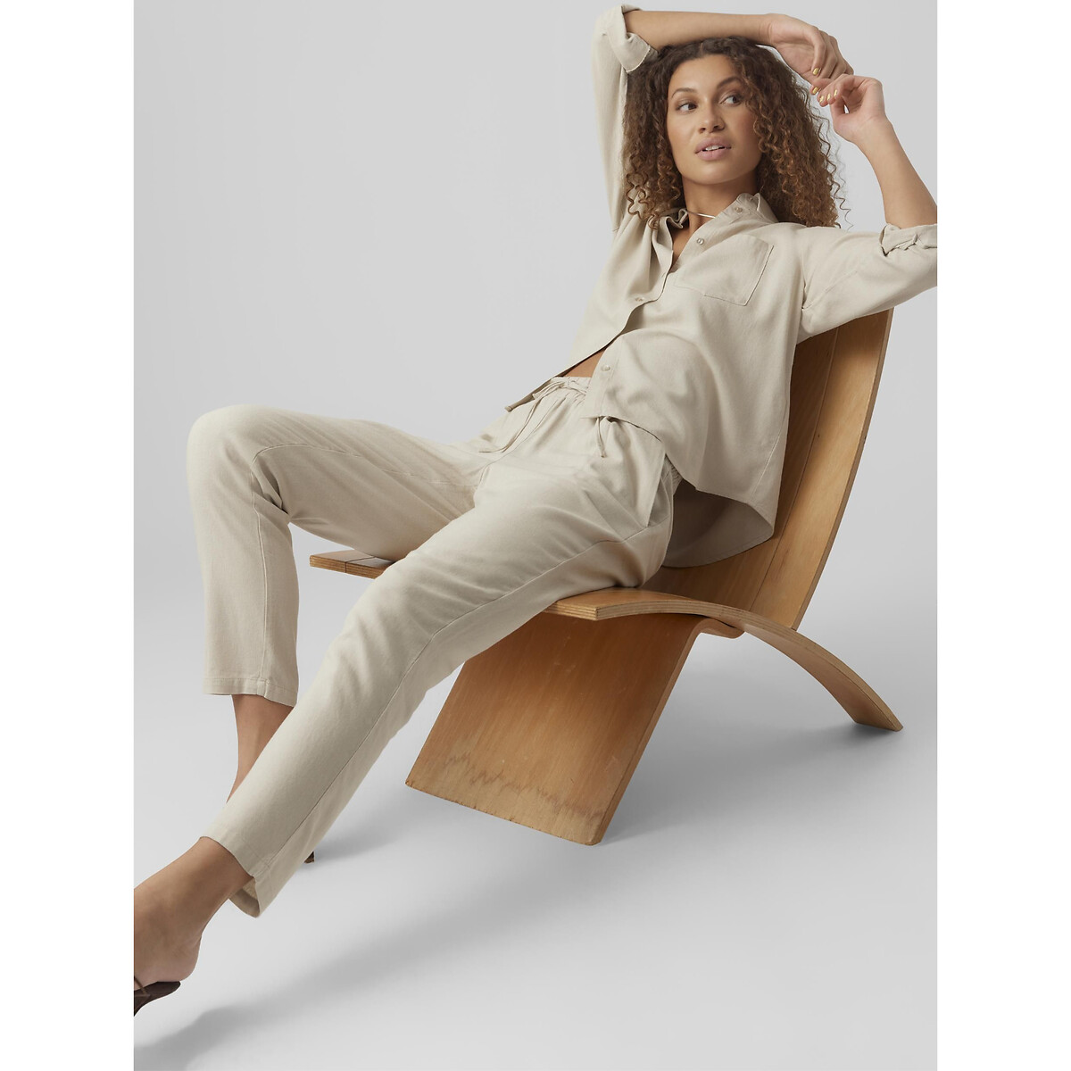 Pantalón recto, tobillero crudo, VERO MODA