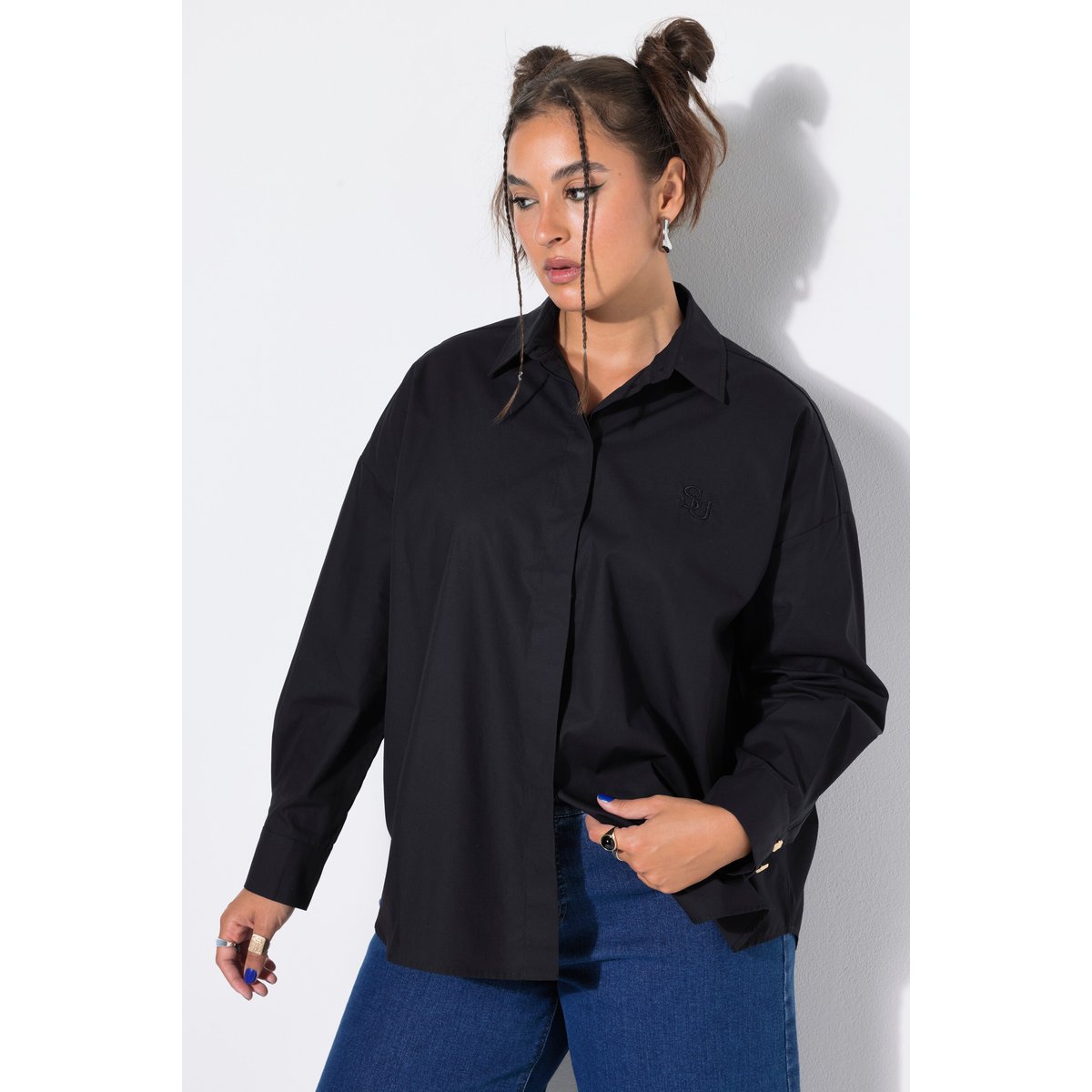 Chemise, coupe oversize, broderie SU noir, STUDIO UNTOLD