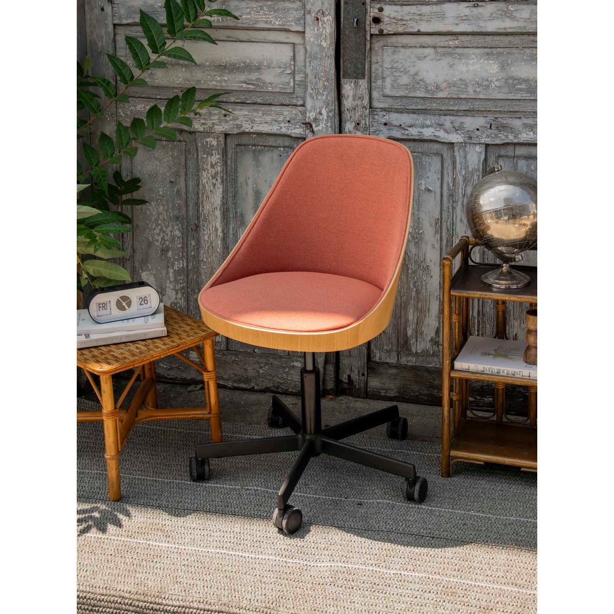 Chaise de bureau contemporaine Alma N°1758 - Bon état bois clair, DEBONGOUT