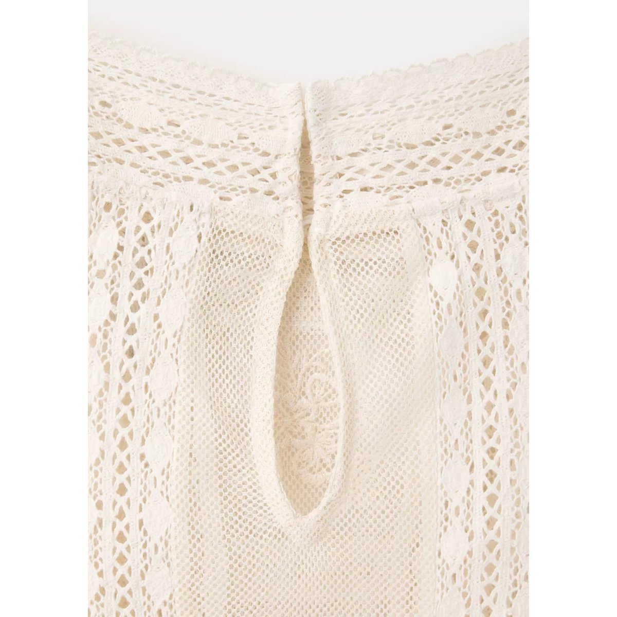 Blouse à broderie col montant écru, MANGO