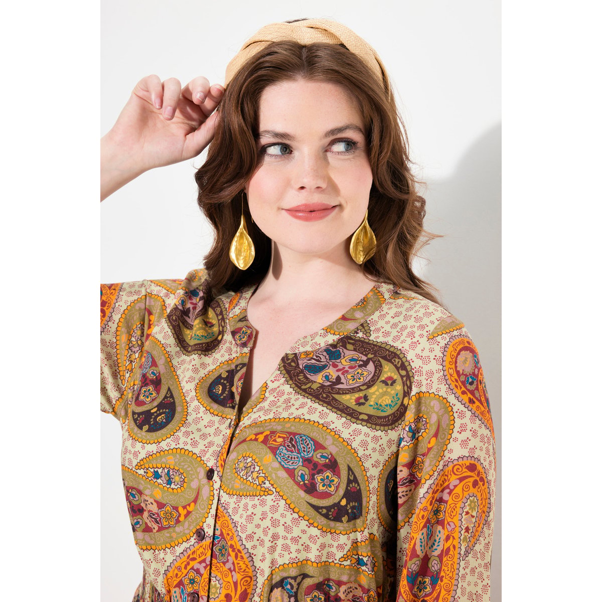Robe maxi décolleté en V et manches longues or mat, ULLA POPKEN