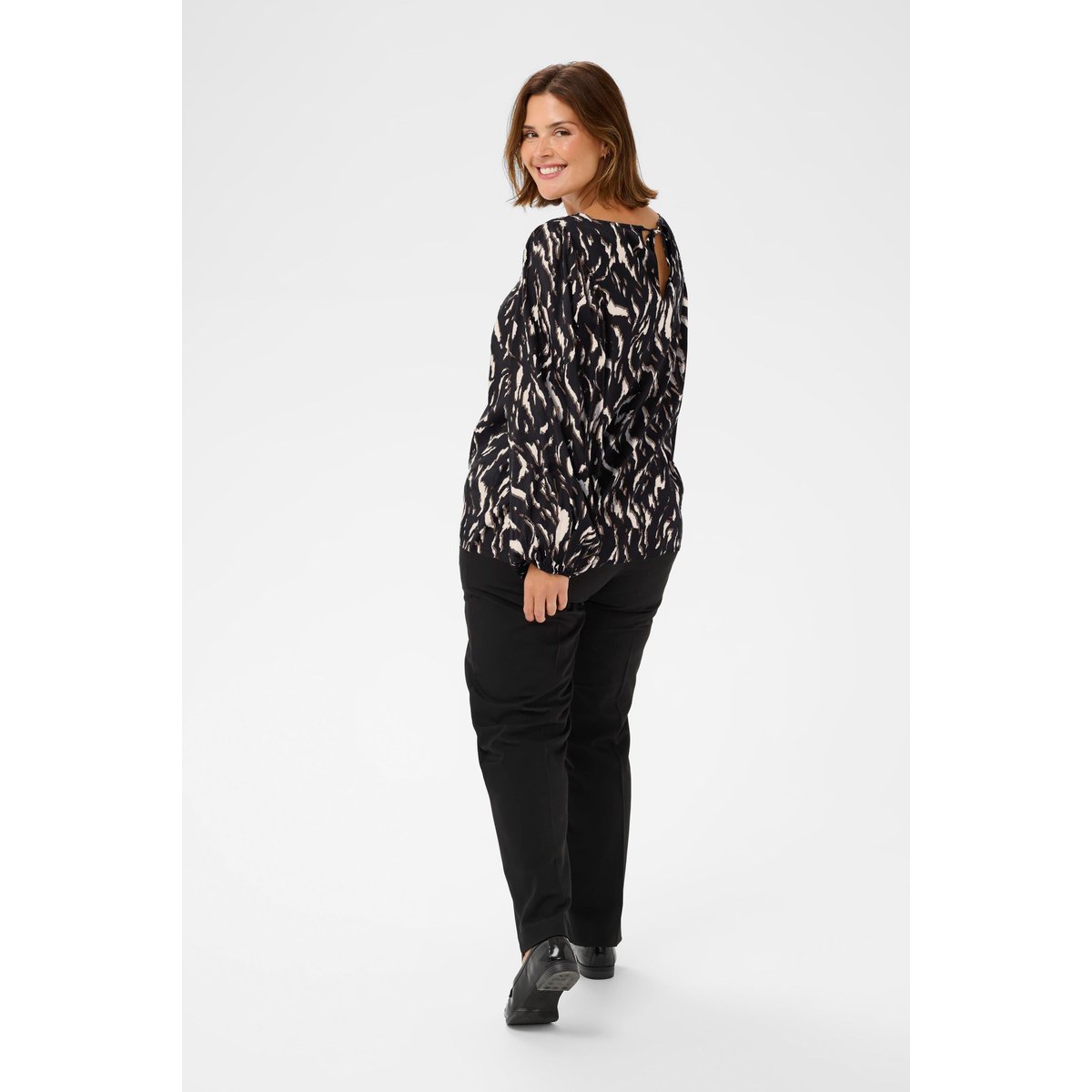 Blouse à manches longues noir/marron animalier, KAFFE CURVE