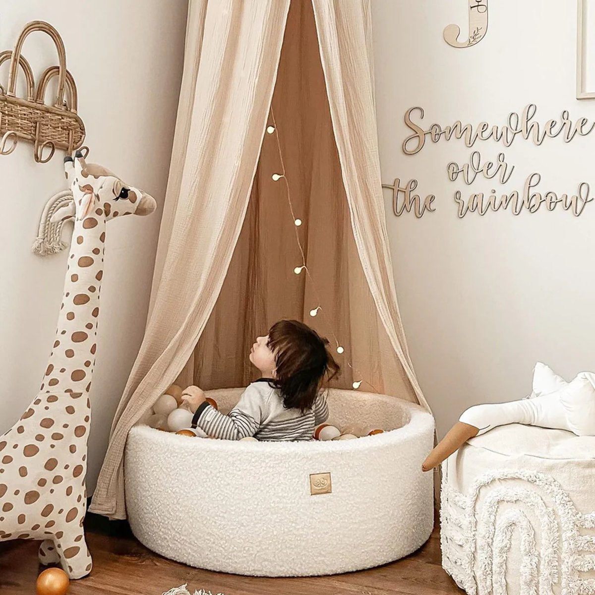 Piscine à balles 200 balles BOUCLE piscine blanche avec des balles rose pastel/menthe/blanc/beige, MEOW BABY