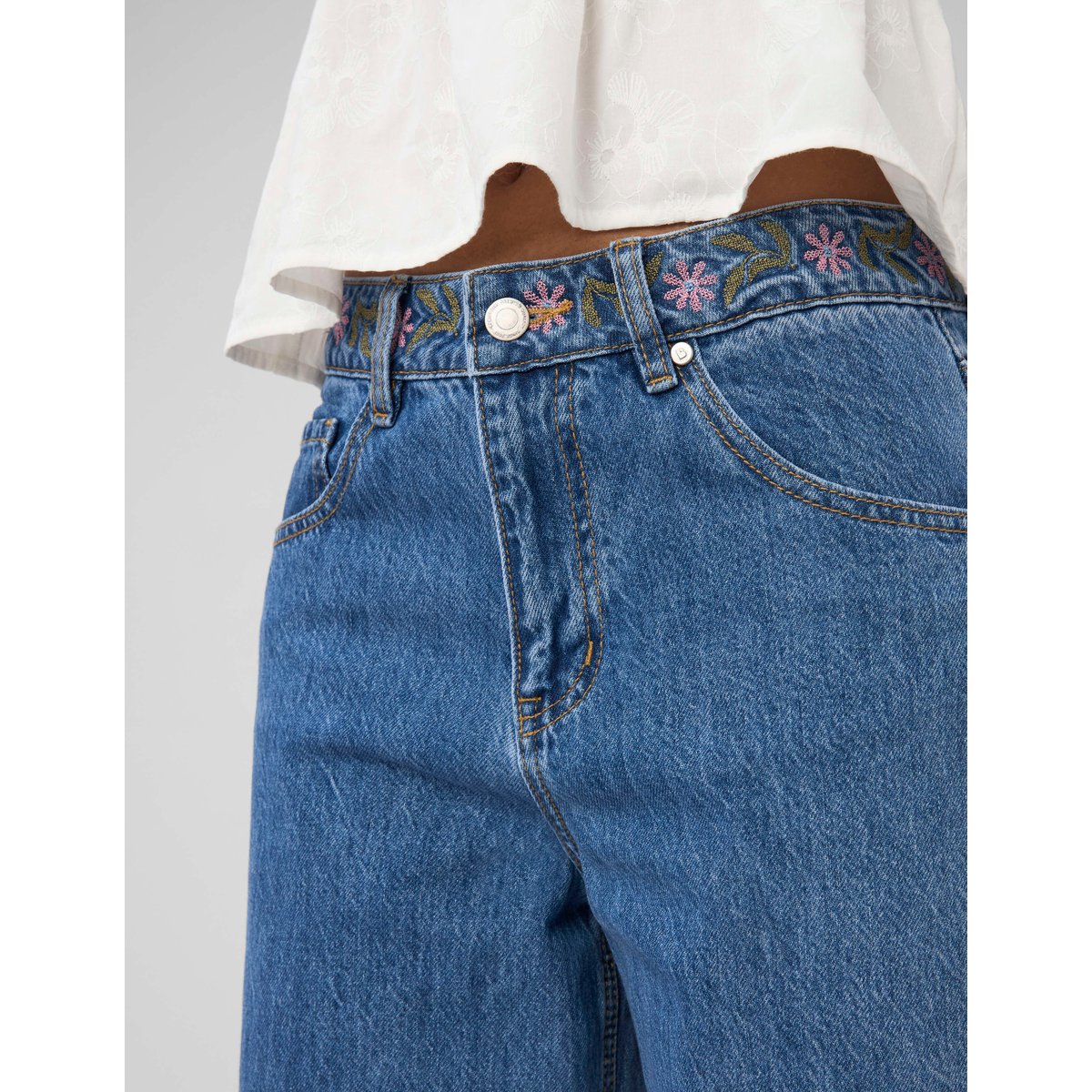 Jean baggy brodé bleu moyen, BZB