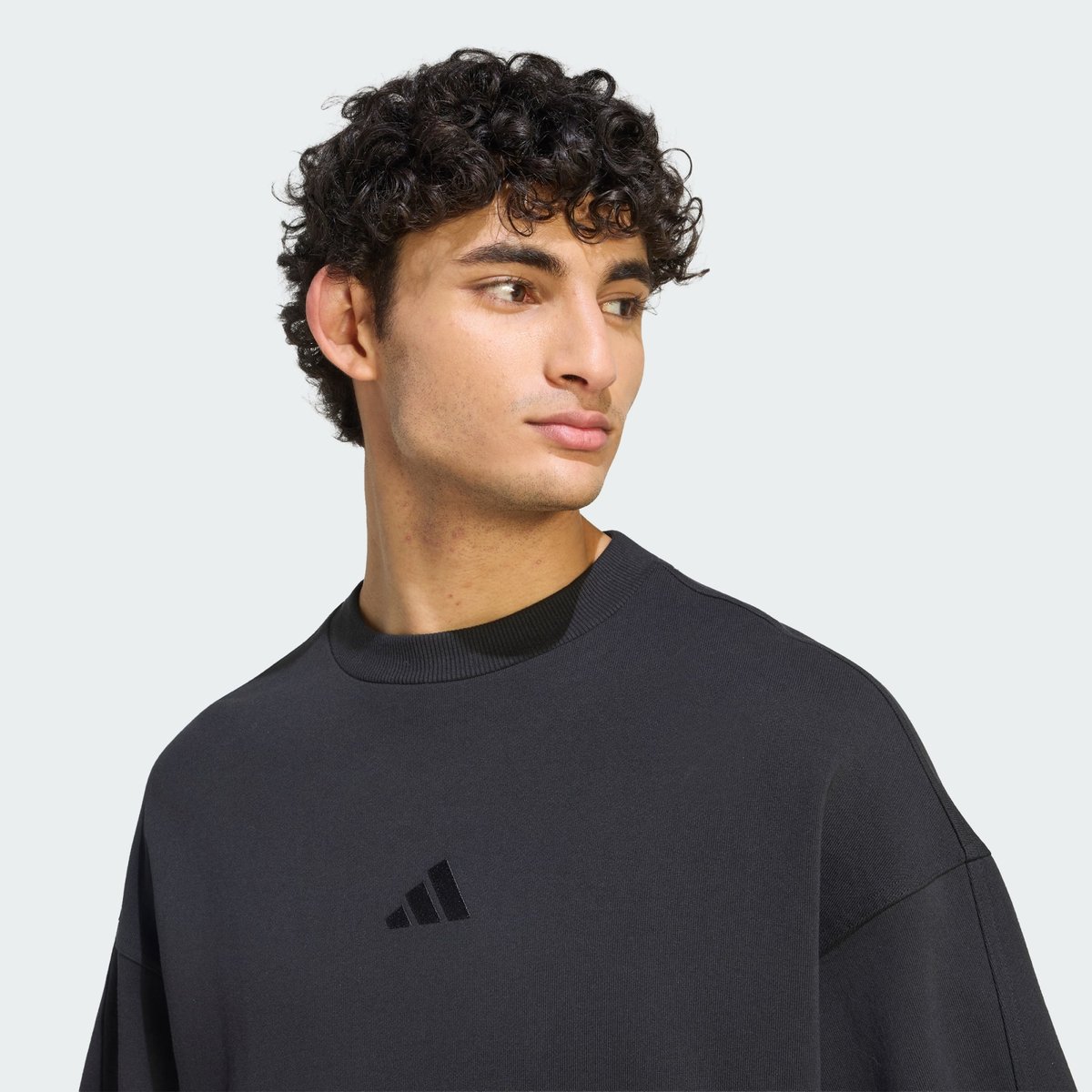Sweat-Shirt Petit Logo Adidas Kit Sweat-Shirt Petit Logo Adidas Kit black, ADIDAS SPORTSWEAR