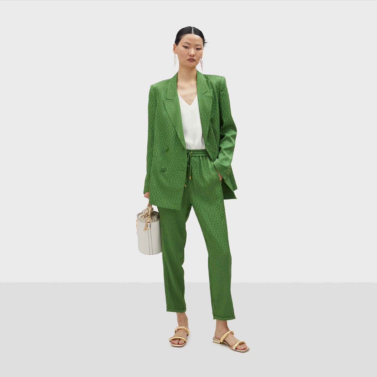 Pantalon chinos avec cordon de serrage vert amande, LOLA CASADEMUNT