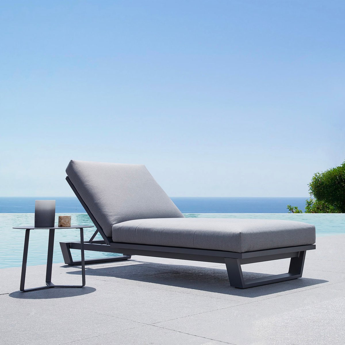 Bain de soleil en aluminium, PAGINO gris anthracite, AU JARDIN DE CHLOÉ