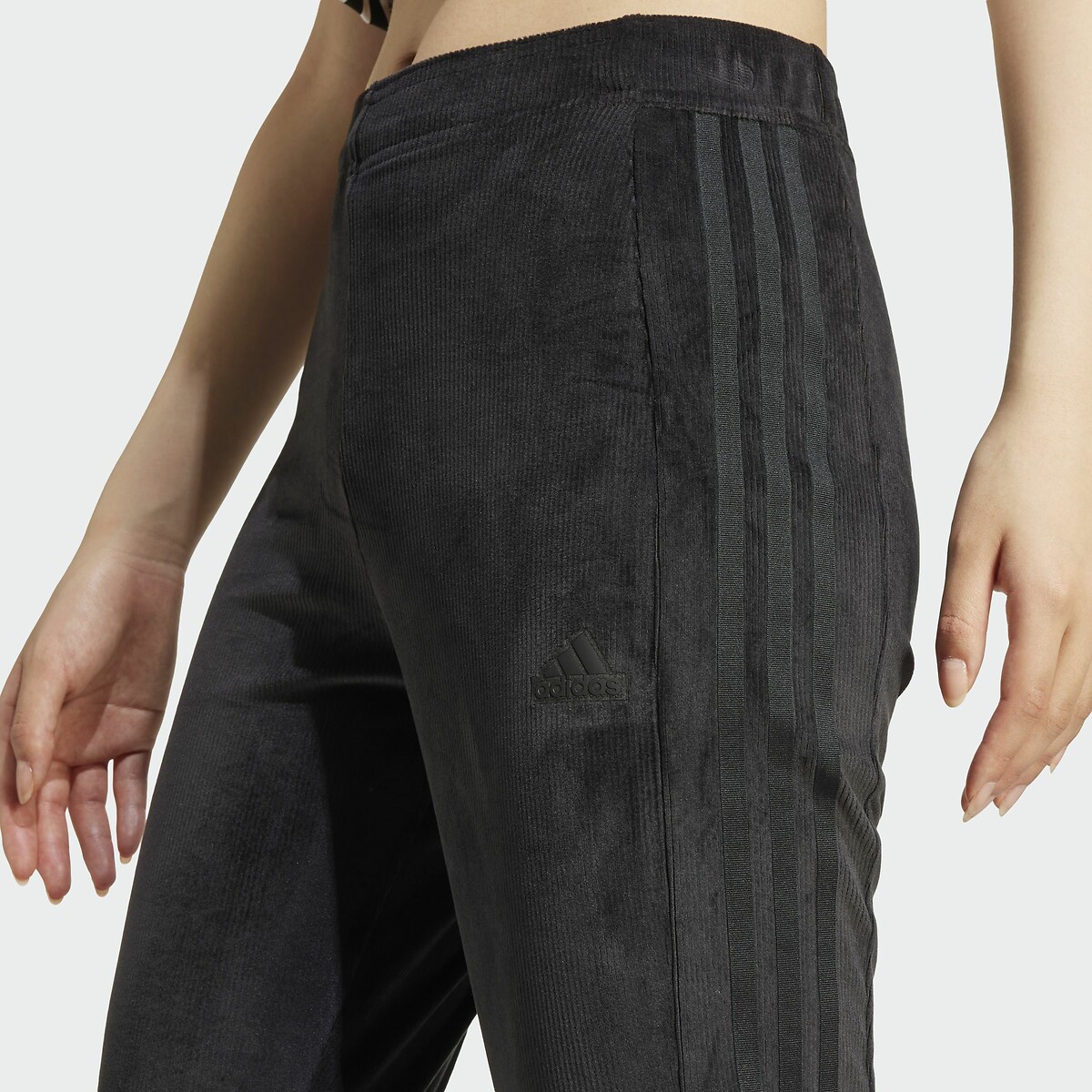 Tiro Cut 3 Stripes Flared Leggings in Velour black, ADIDAS SPORTSWEAR