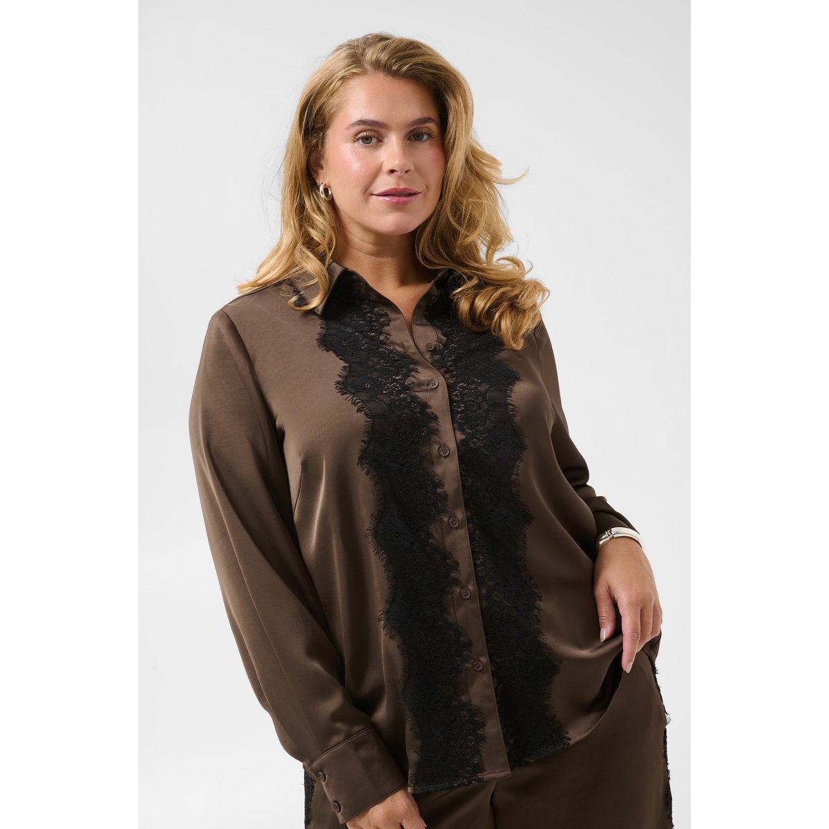 Chemise à manches longues marron seal brown, KAFFE CURVE
