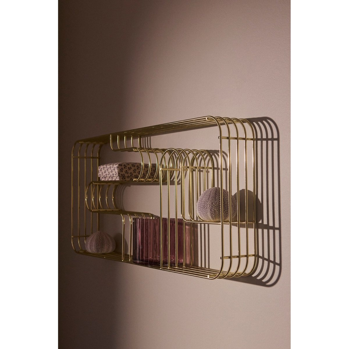 Etagère murale rectangulaire Curva or, AYTM