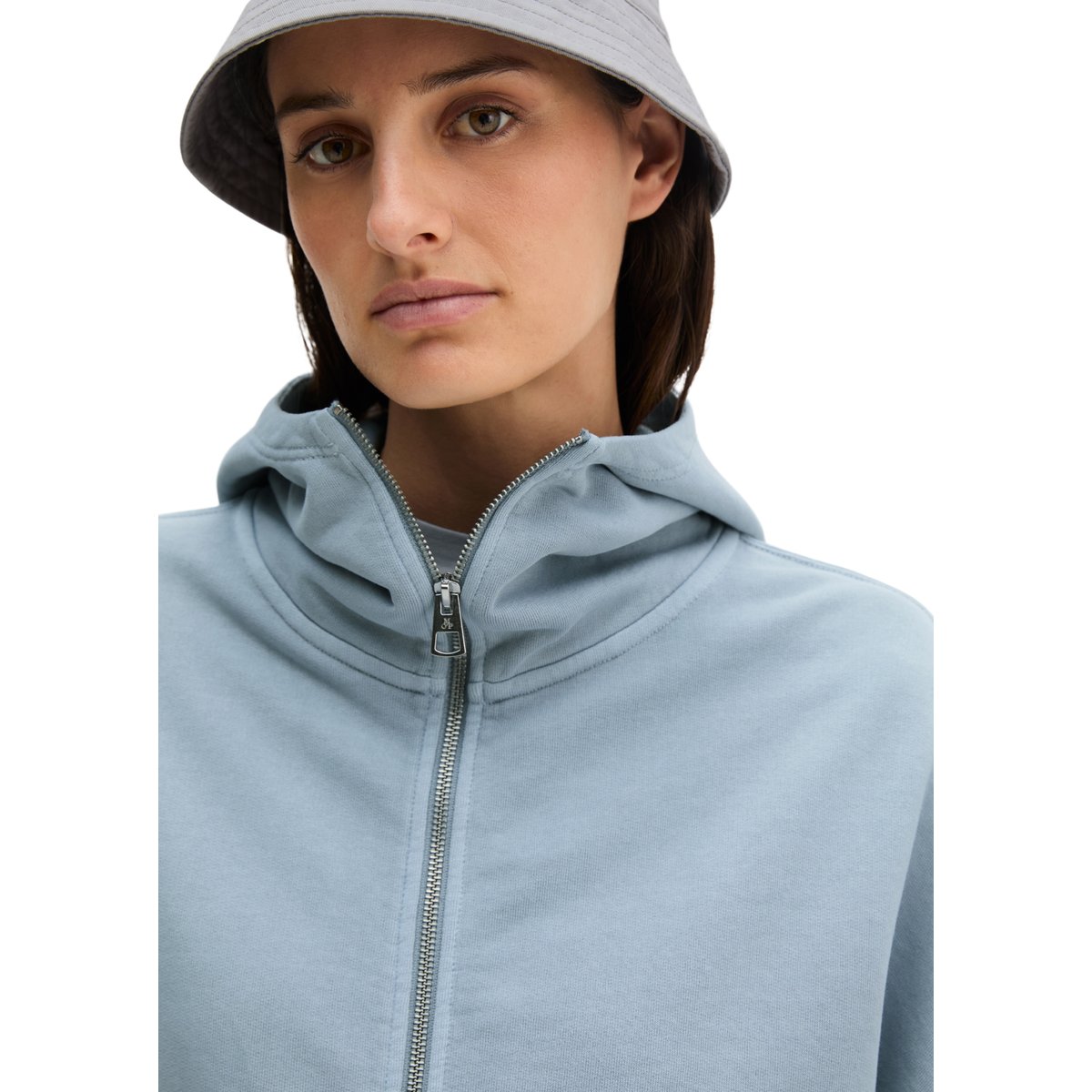 Sweat-shirt à logo relaxed avec du coton recyclé gris, MARC O'POLO