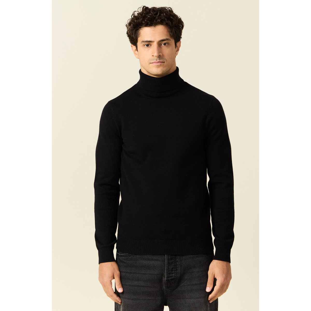 Pull manches longues noir, BONOBO