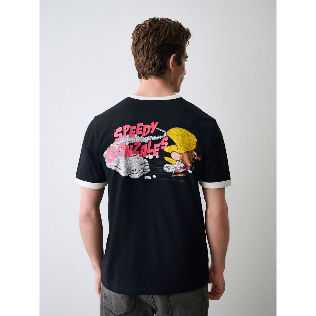 T-shirt léger à bord contrastant looney tunes noir, NEXT