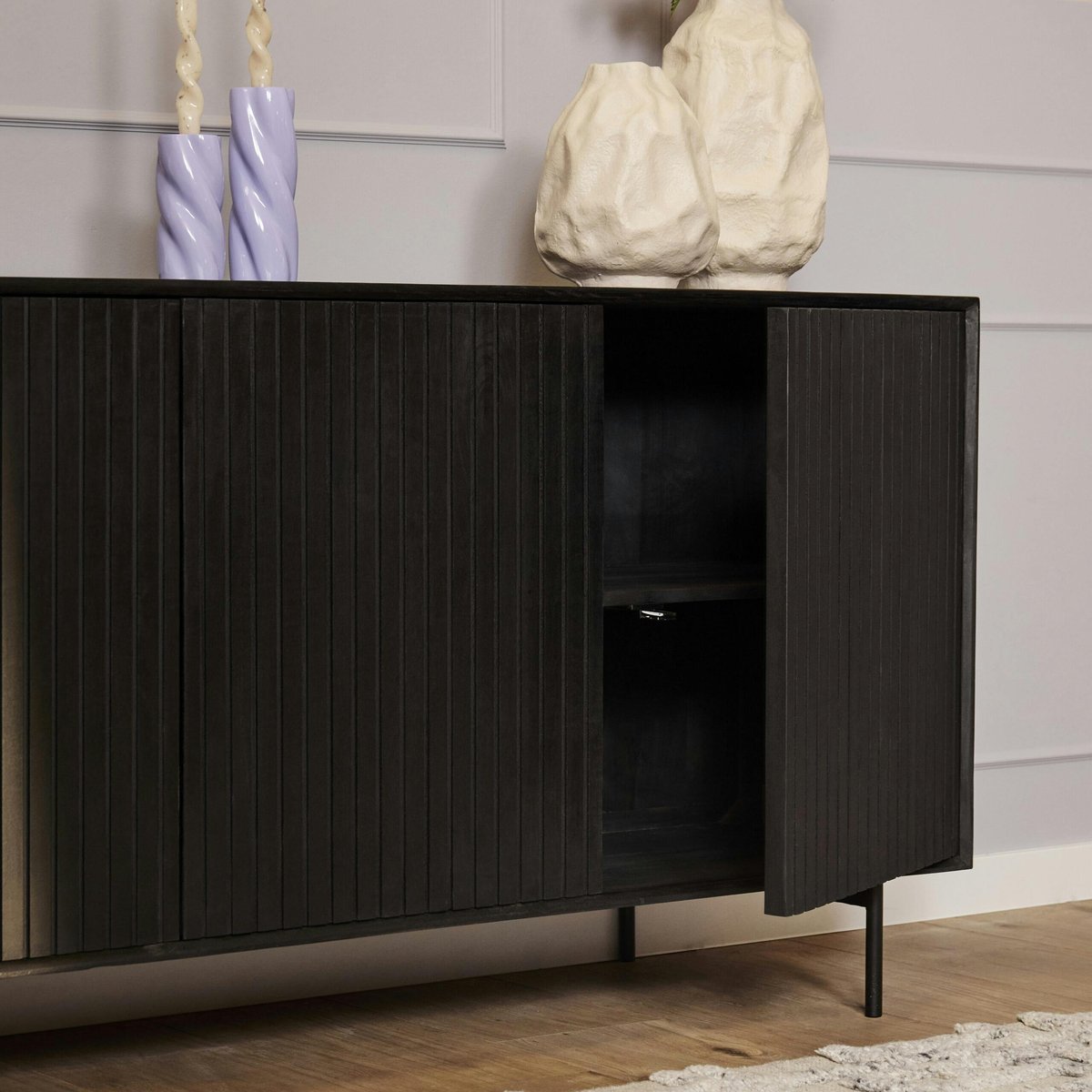 Buffet 3 portes rainurées en bois CORTINA noir, PIER IMPORT