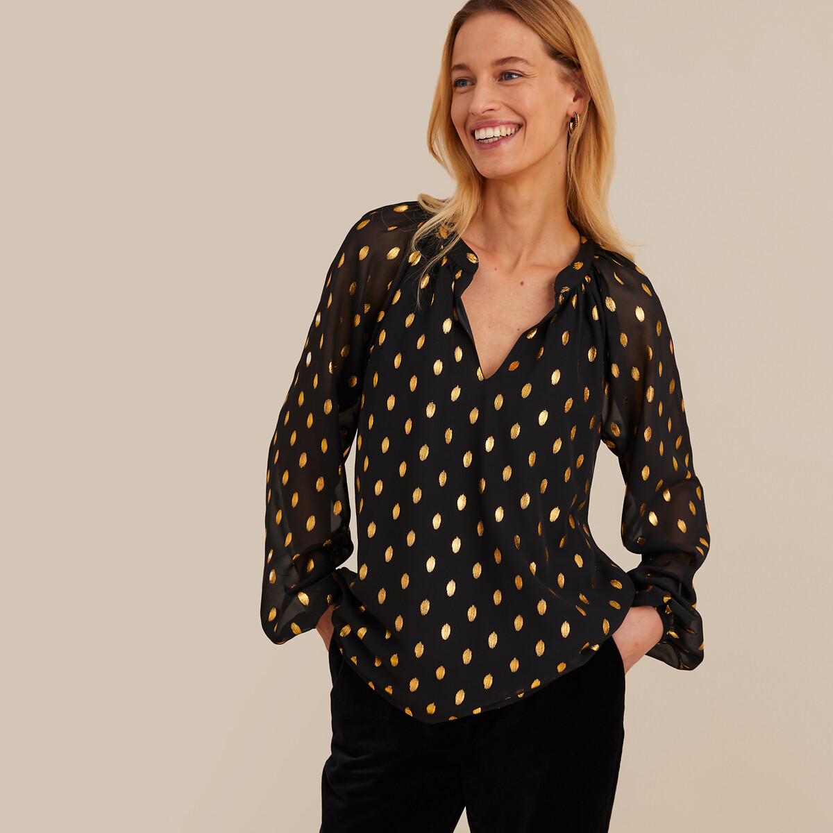 Polka Dot Blouse with V-Neck and Long Sleeves polka dot print/black background, ANNE WEYBURN