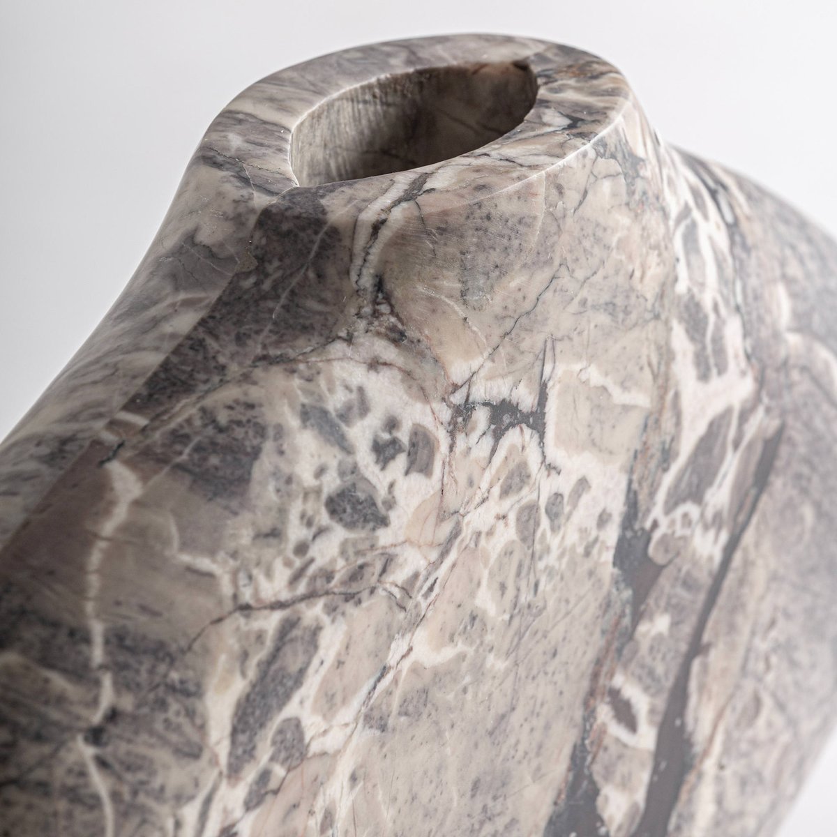 Vase contemporain en marbre gris marbré, RECOLLECTION