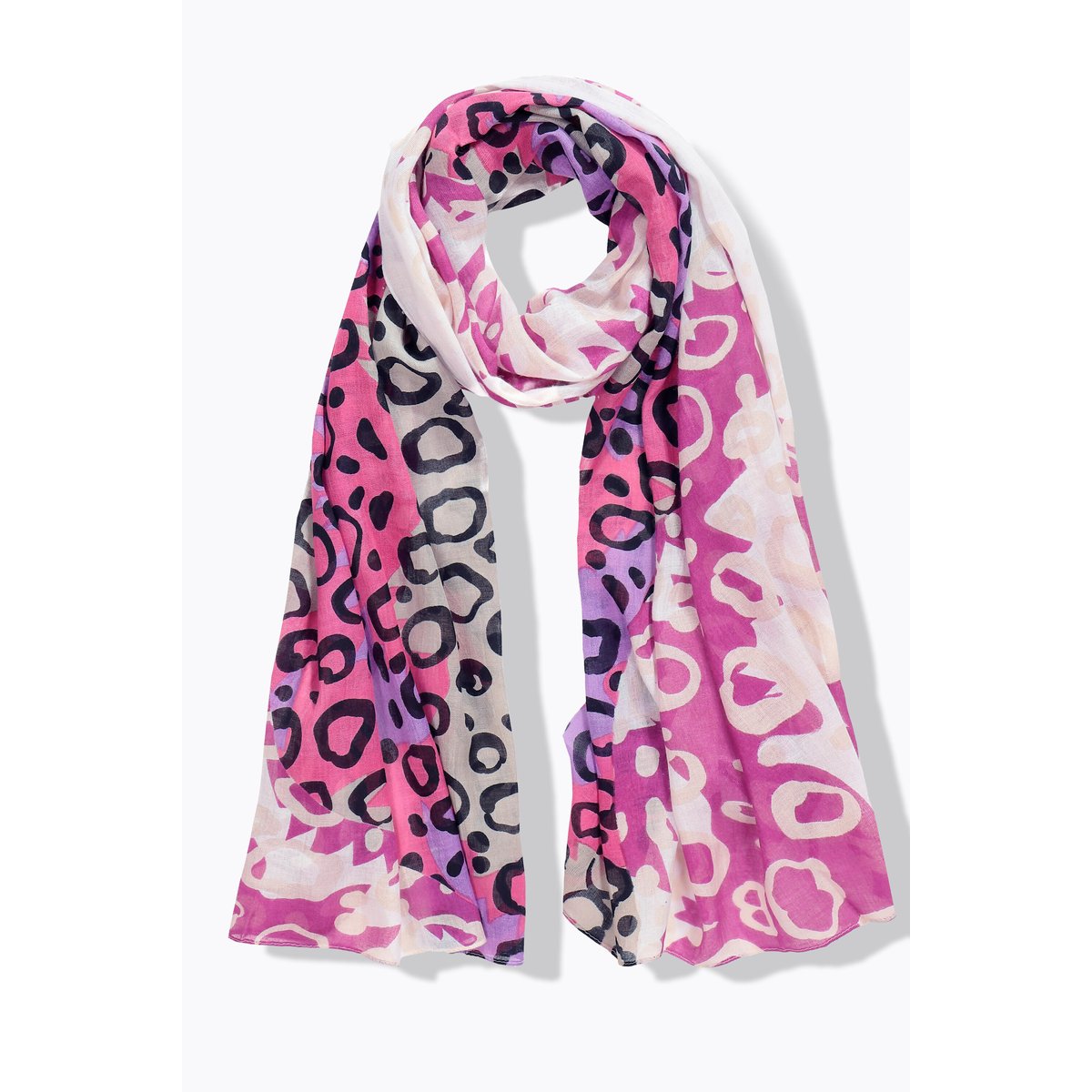 Foulard. Patchwork d'imprimés léopard colorés blanc cassé, ULLA POPKEN