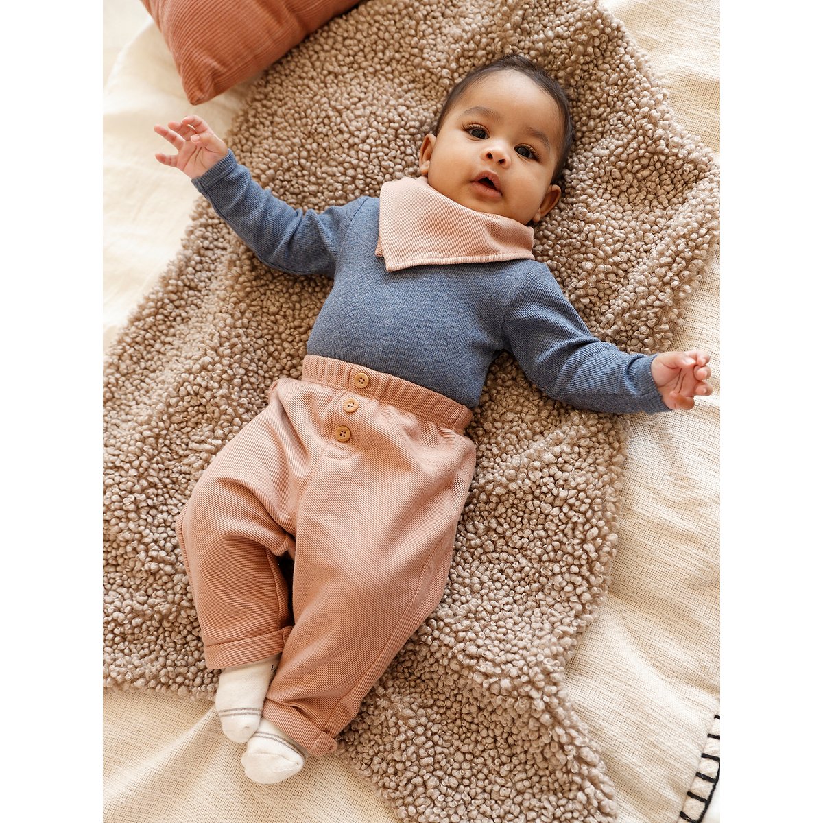 Ensemble 3 pièces naissance body + pantalon + foulard camel, VERTBAUDET