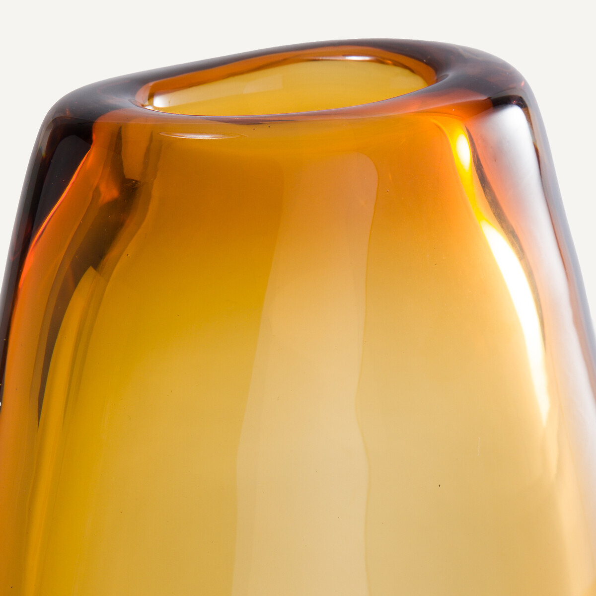Vase en verre soufflé bouche, H26,5 cm, Myra jaune ocre, AM.PM
