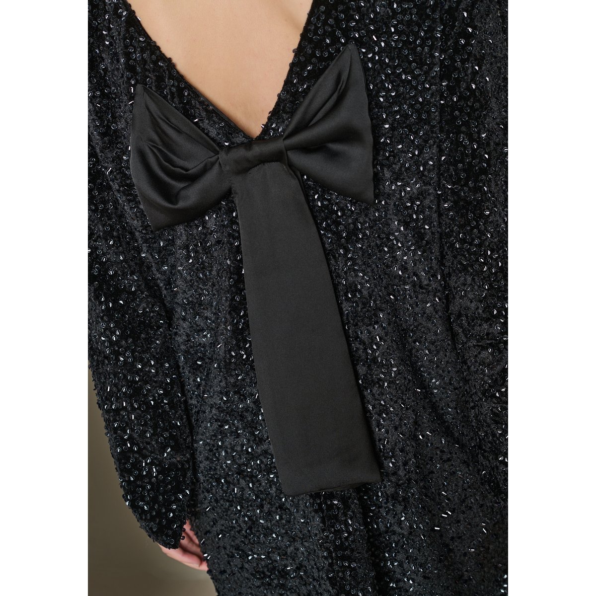 Robe courte en velours à sequins noir, LOLALIZA