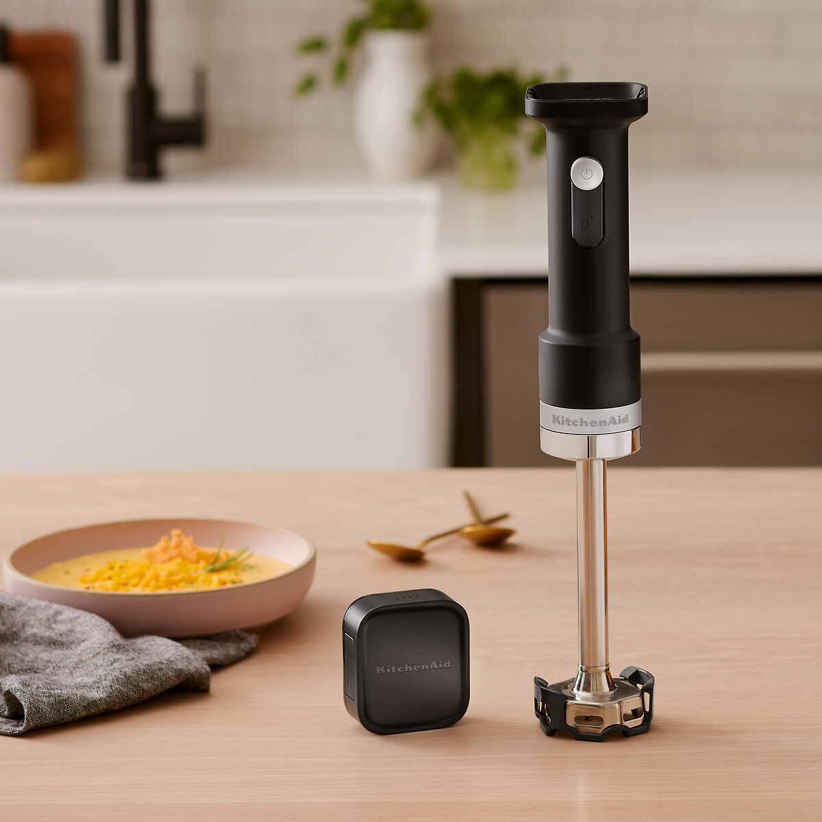 Go Cordless Hand Blender Plus Accessories & Battery - 5KHBRV75 black, KITCHENAID