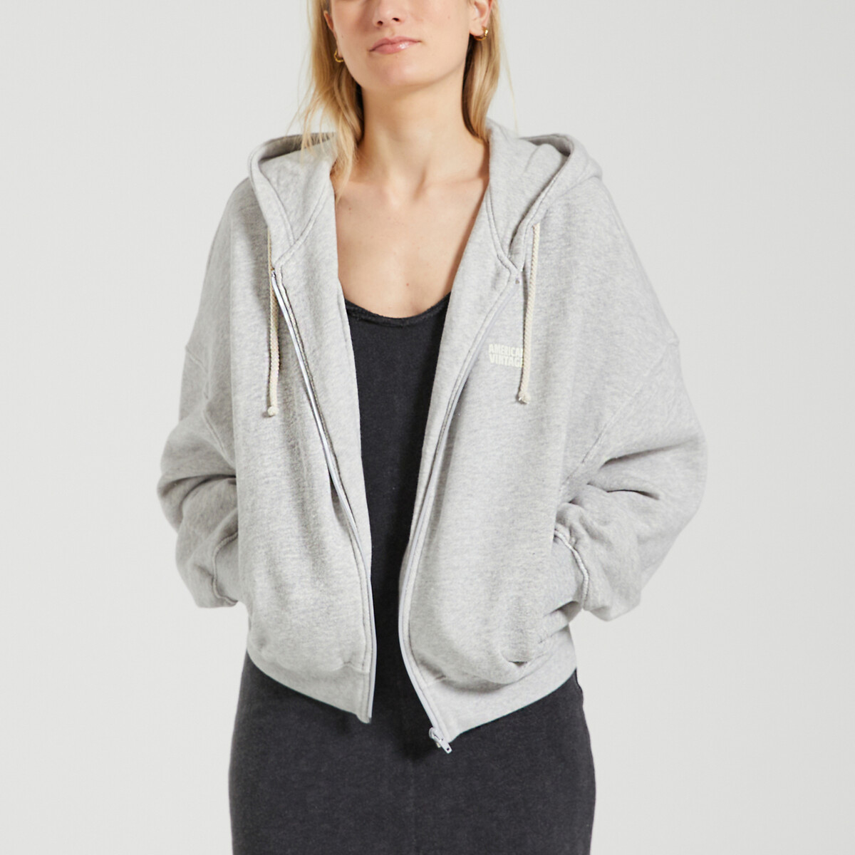 Sweat à capuche KODYTOWN zippé gris clair, AMERICAN VINTAGE