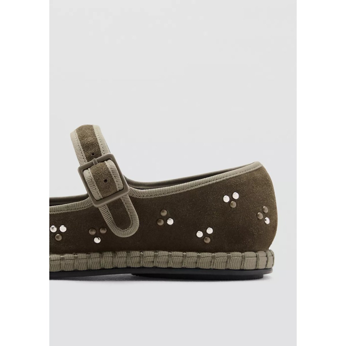 Espadrilles à boucle avec clous décoratifs kaki, MANGO KIDS