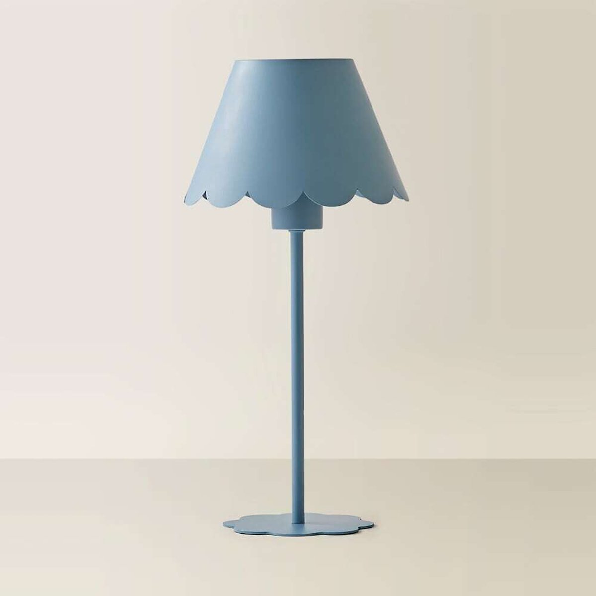 Hettie Rechargeable Metal Scallop Table Light blue, SO'HOME