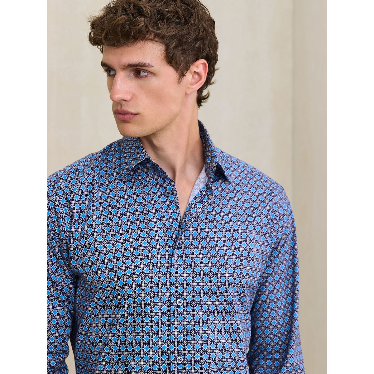 Chemise slim habillée en coton stretch bleu, NEXT